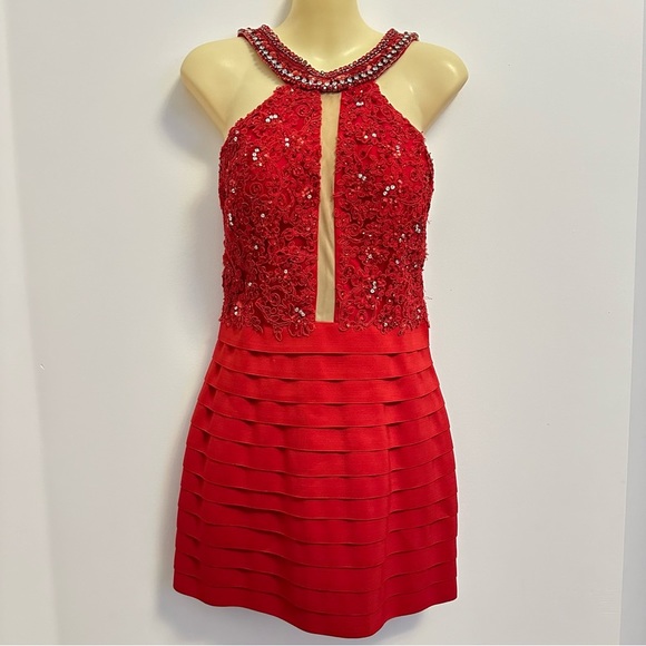 Sherri Hill Dresses & Skirts - Sherri Hill Lace Banded Mini Dress with Sheer Panel size 8